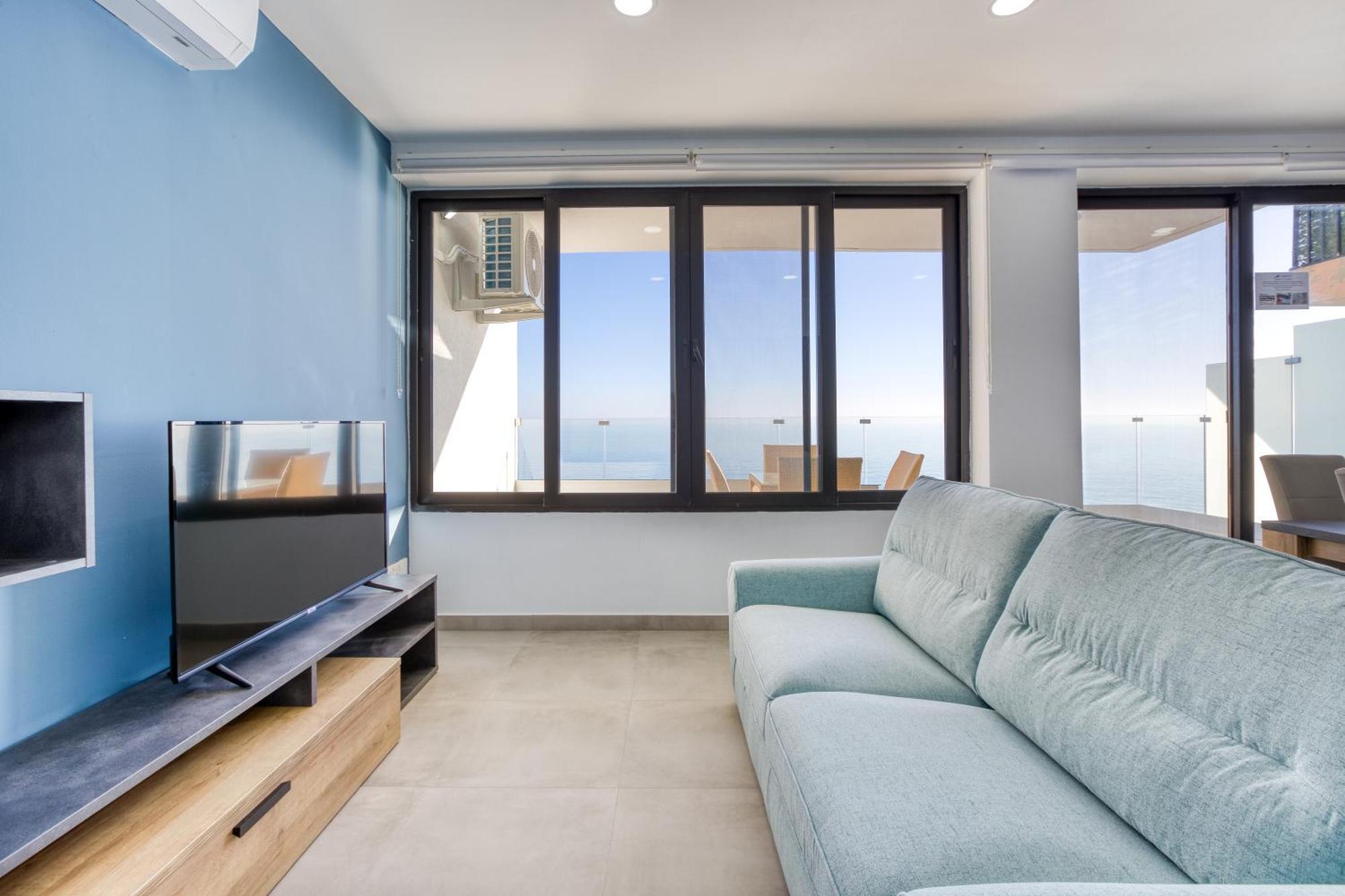 Seafront Sliema Apartment With Balcony & Sea Views By Jl Екстер'єр фото