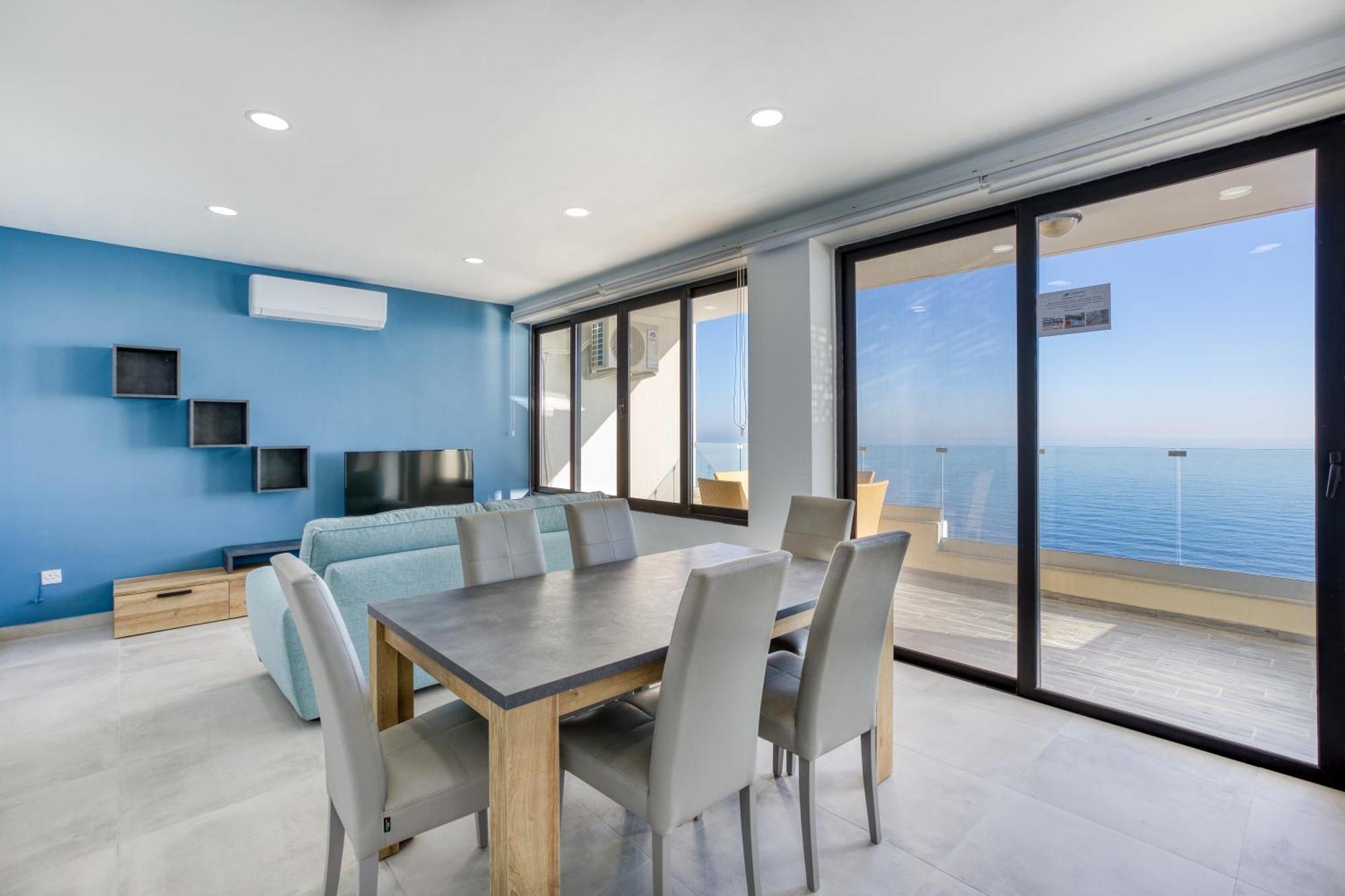 Seafront Sliema Apartment With Balcony & Sea Views By Jl Екстер'єр фото