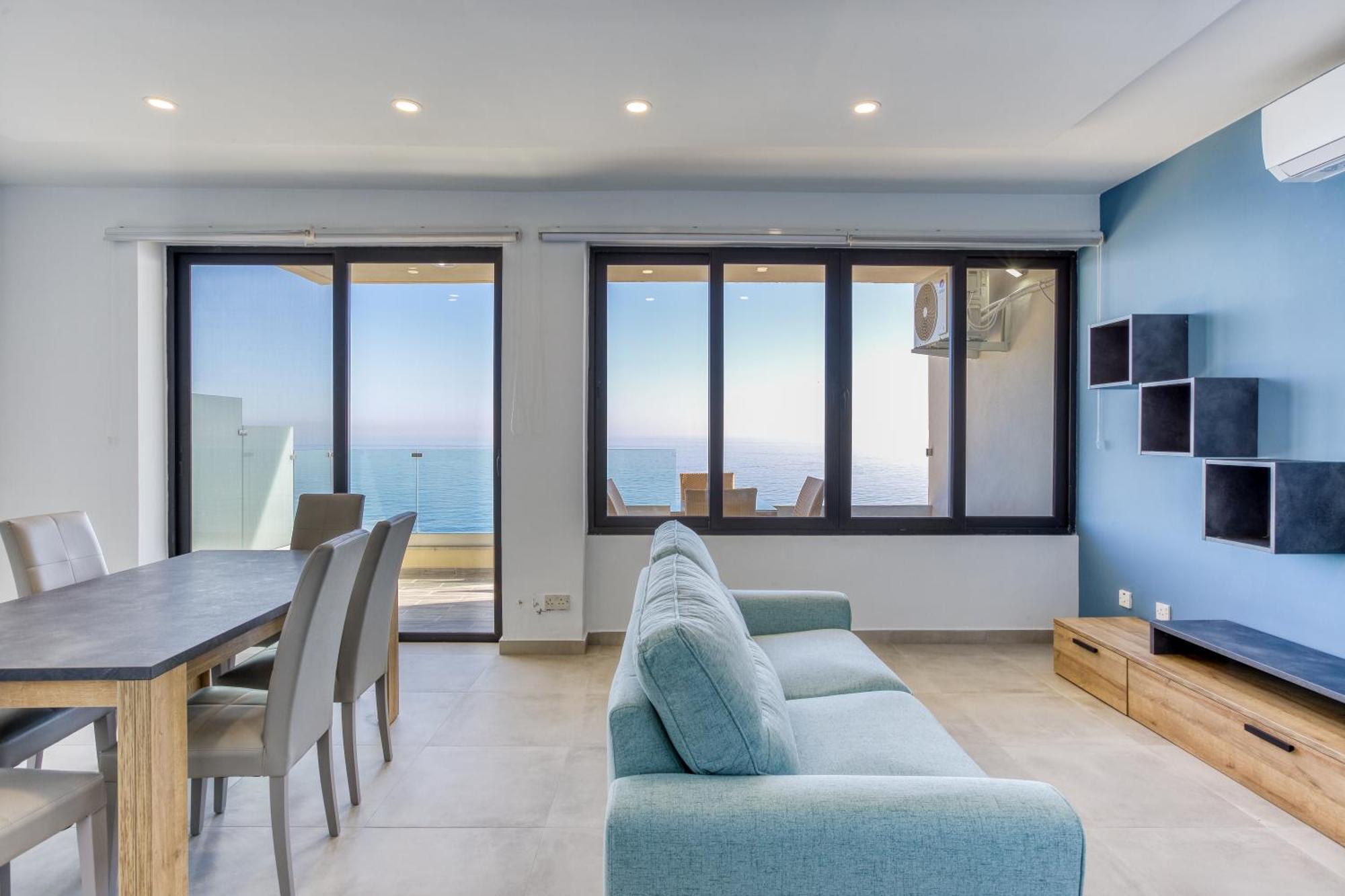 Seafront Sliema Apartment With Balcony & Sea Views By Jl Екстер'єр фото